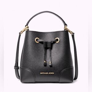 Michael Kors Bag NEW Mercer Small Pebbled Leather Black Bucket Bag